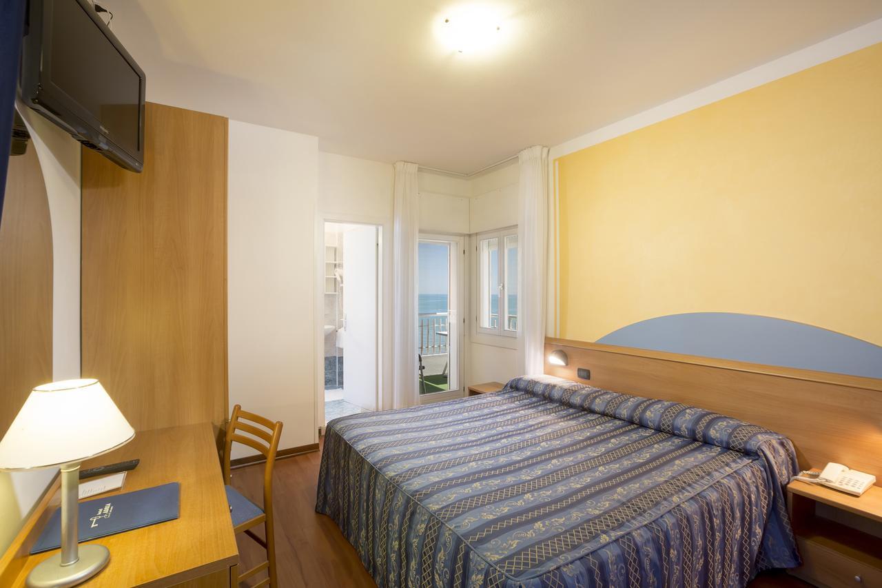 Hotel Adria Sul Mare Caorle Kültér fotó